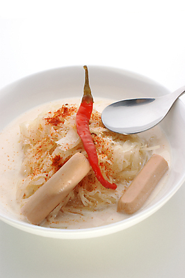 포토 JPG 해외이미지 음식 다이어트 채소 건강 사람없음 식사 신선 소시지 맛 수프 먹기 유기농 날것 후추 점심식사 채식주의자 해외202004 해외포토 웰빙 컨셉 모션 가공식품 향신료 채식 파일형식 이미지허브