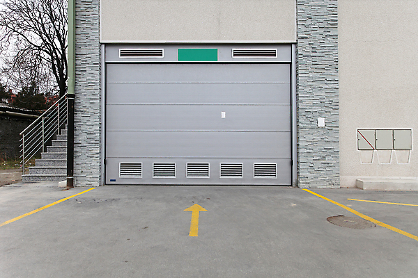 포토 JPG 해외이미지 외관 주택 사람없음 건물 문 금속 회색 롤 차고 철강 해외202004 해외포토 건축물 컬러 재질 파일형식 이미지허브