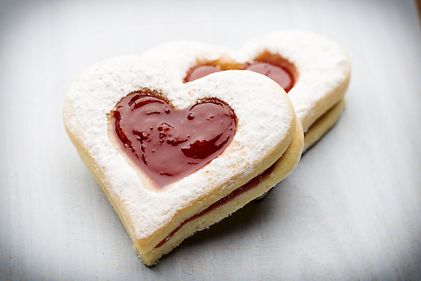 포토 JPG 해외이미지 음식 2 디저트 사랑 사람없음 쿠키 식사 흰색 하트 달콤 굽기 해외202004 해외포토 모양 감정 컬러 맛 구이 파일형식 이미지허브