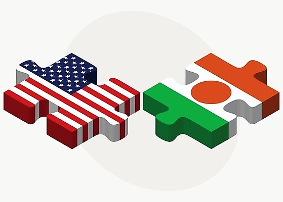 EPS 해외이미지 조각 컨셉 일러스트 비즈니스 관계 아프리카 협력 함께함 사람 그래픽 3D 미국 깃발 퍼즐 연결 결합 접속 오브젝트 흰배경 나눔 해결 고립 공화국 나이지리아 니제르 전국 정부 정치 통일 해외202004 해외일러스트 나라 북아메리카 흰색 디지털합성 파일형식 벡터 서아프리카 컬러 아메리카 대륙 이미지허브