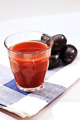 포토 JPG 해외이미지 음료 음식 과일 유리 건강 사람없음 주스 신선 달콤 맛 자두 해외202004 해외포토 컨셉 재질 파일형식 이미지허브