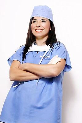 포토 JPG 해외이미지 직업 여자 행복 무기 유니폼 청진기 노동자 갈색머리 병원 가면 한명 미소 사람 성인 약 간호사 의사 흰색 씻기 간호 외과 해외202004 해외포토 1 헤어스타일 옷 감정 컬러 의학 의료기기 표정 청결 의료진 파일형식 이미지허브