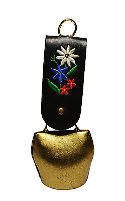 포토 JPG 해외이미지 꽃 여행 사람없음 컬러풀 검은색 소리 종 직물 반지 소 황금 스위스 기념품 멀리 고립 해외202004 해외포토 식물 유럽 컬러 장신구 포유류 오브젝트 파일형식 이미지허브