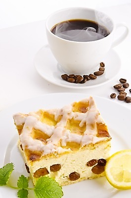 포토 JPG 해외이미지 접시 커피 음식 조각 백그라운드 크리스마스 다이어트 오렌지 과일 디저트 치즈 기념 건강 요리 사람없음 장식 초록색 빛 갈색 케이크 주방 식당 식사 빵집 흰색 축하 신선 달콤 설탕 굽기 먹기 심볼 크림 카페테리아 바닐라 페스츄리 해외202004 해외포토 식기 기념일 음료 빵 컬러 컨셉 모션 유제품 상점 맛 구이 파일형식 이미지허브