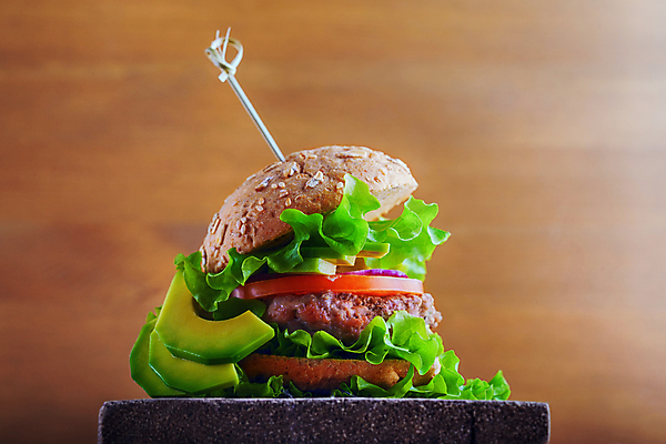 포토 JPG 해외이미지 패스트푸드 실내 사람없음 한개 햄버거 아보카도 돌판 해외202004 해외포토 1 과일 내부 돌_바위 인스턴트 파일형식 이미지허브