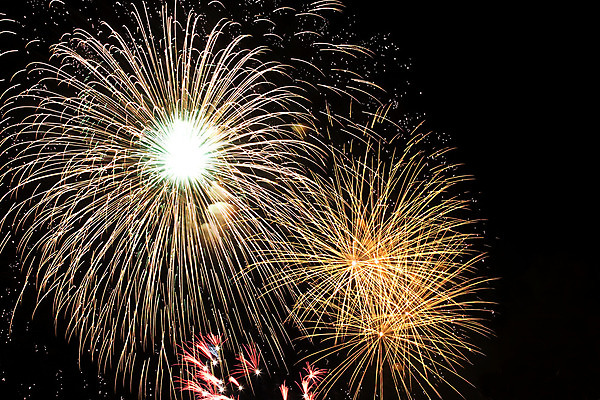 포토 JPG 해외이미지 행복 백그라운드 하늘 불 추상 휴가 새로움 기념 이벤트 사람없음 빨간색 빛 컬러풀 파티 검은색 축제 어둠 자유 로켓 축하 4 야간 큼 폭발 연도 마법 7월 광 독립 해외202004 해외포토 자연요소 감정 컬러 컨셉 무늬 숫자 날짜 크기 파일형식 이미지허브