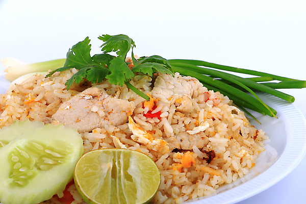 포토 JPG 해외이미지 그릇 접시 음식 다이어트 채소 태국 밥 양파 오이 새우 건강 돼지고기 요리 동양인 사람없음 식당 계란 식사 저녁식사 치킨 중국 당근 튀김 게 흰색 최고 고명 막대기 맛 완두콩 방콕 햄 레시피 후추 동쪽 길거리음식 대두 섞기 인기 스타일 해외202004 해외포토 식기 아시아 컬러 컨셉 콩 뿌리채소 육류 갑각류 인종 상점 알 방향 향신료 닭고기요리 파일형식 이미지허브