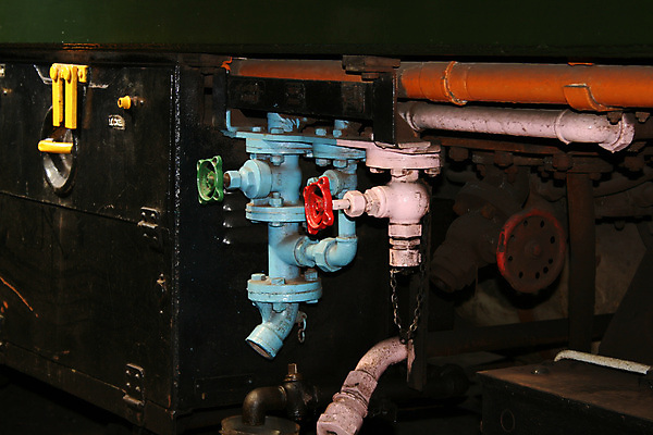 포토 JPG 해외이미지 산업 사람없음 기계 기차 에너지 수확 골동품 그리기 수증기 복고 매연 엔진 자원 보일러 옛날 힘찬 해외202004 해외포토 육상교통 컨셉 농업 모션 대중교통 환경오염 파일형식 이미지허브