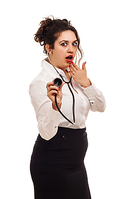 포토 JPG 해외이미지 백인 직업 손 여자 행복 백그라운드 청진기 건강 병원 한명 사람 성인 간호사 의사 흰색 잡기 간호 서비스 해외202004 해외포토 서양인 1 감정 컬러 의학 의료기기 모션 신체부위 의료진 파일형식 이미지허브