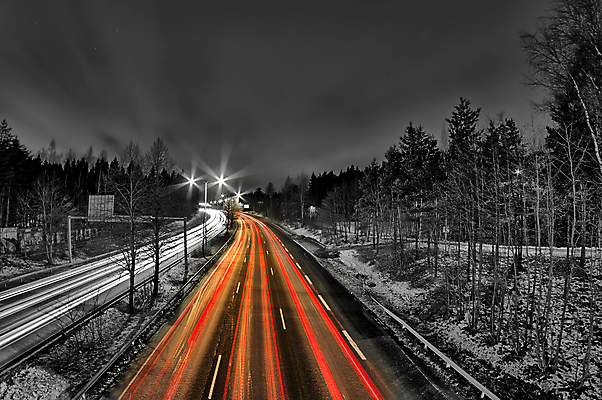 포토 JPG 해외이미지 도로 길 여행 백그라운드 겨울 교통시설 모션 자동차 아침 전등 사람 사람없음 빛 환경 어둠 산책로 운전 트럭 도시 시간 고속도로 뉴스 야간 사인 속도 꼬리 타이어 장노출 방법 해외202004 해외포토 주간 자연요소 계절 육상교통 교통 조명 촬영기법 시설 파일형식 이미지허브