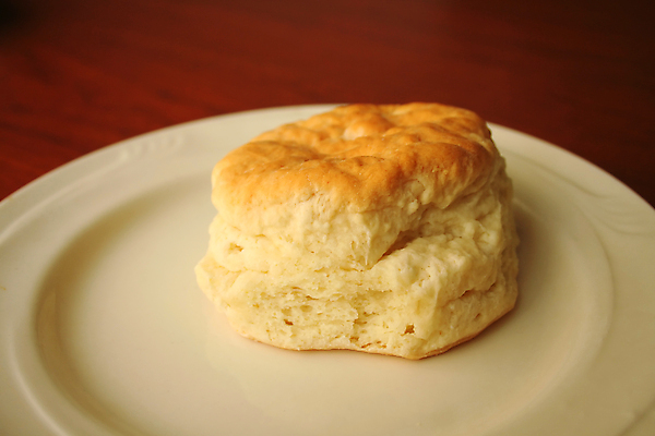 포토 JPG 해외이미지 접시 음식 빵 아침 따뜻함 요리 사람없음 노란색 주방 침묵 빵집 신선 최고 뜨거움 황금 아침식사 굽기 향수 밀가루 버터 구식 탄수화물 핸드메이드 홈메이드 안락 해외202004 해외포토 주간 식기 컬러 컨셉 상점 식사 소리 화장품 가루 구이 만들기 파일형식 이미지허브