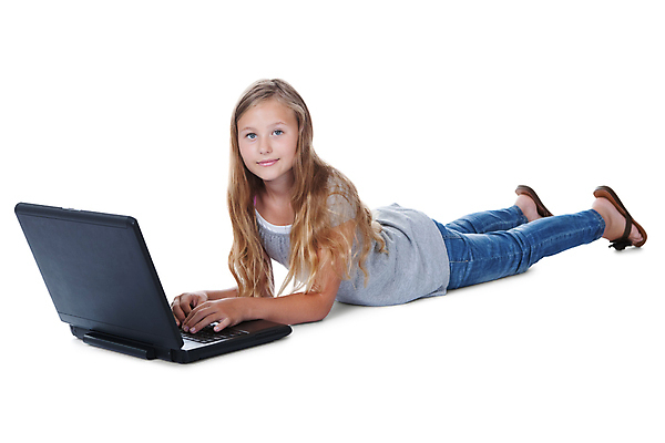 포토 JPG 해외이미지 백인 1 학생 응시 여자 교육 행복 어린이 백그라운드 인터넷 통신 학교 바닥 한명 미소 사람 노트북 스터디 컴퓨터 청춘 금발 쌓기 공책 기쁨 흰색 연결 무선전화기 가득함 고립 해외202004 해외포토 서양인 헤어스타일 시선 감정 컬러 컨셉 모션 문구용품 표정 전자제품 학습 전화기 파일형식 이미지허브