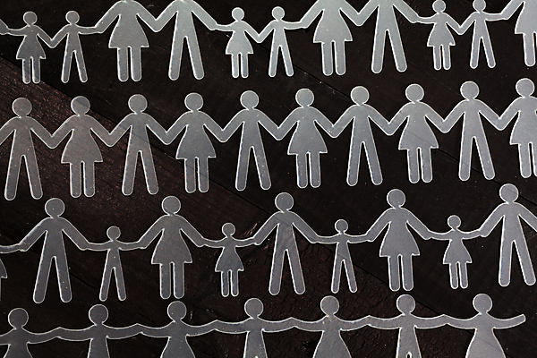 포토 JPG 해외이미지 실루엣 종이 컨셉 비즈니스 가족 관계 협력 함께함 사람 사람없음 친구 숫자 사진촬영 우정 잡기 네트워크 사회 그룹 연결 심볼 커뮤니티 지원 통일 해외202004 해외포토 문자 모션 촬영기법 촬영 공동체 파일형식 이미지허브