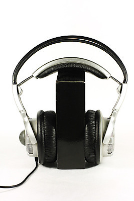 포토 JPG 해외이미지 사람없음 전자제품 소리 플라스틱 피부 오디오 해외202004 해외포토 재질 신체부위 파일형식 이미지허브