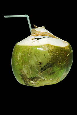 포토 JPG 해외이미지 아시아 음료 바다 섬 백그라운드 과일 자연 휴가 건강 손바닥 동양인 사람없음 목재 초록색 물 주스 우유 흰색 신선 칵테일 액체 달콤 먹기 순수 유기농 날것 코코넛 밀짚 고립 이국적 해외202004 해외포토 자연요소 나무 손 웰빙 나라 컬러 컨셉 재료 모션 유제품 주류 인종 맛 짚 생태계 파일형식 이미지허브