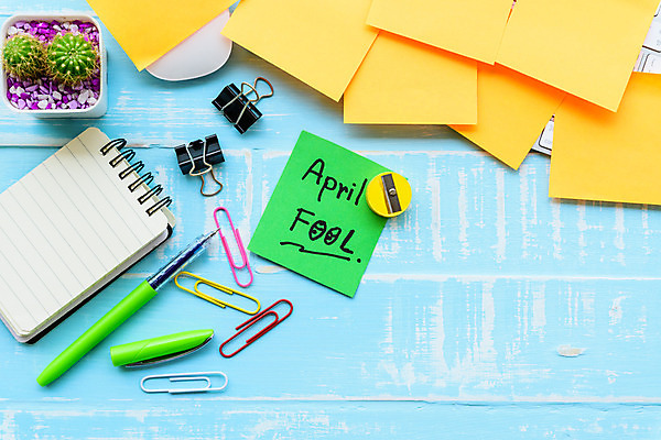 포토 JPG 해외이미지 행복 문장 백그라운드 장난 탁자 휴가 사람없음 컵 단어 노트북 스마트폰 컴퓨터 사무실 쪽지 축제 기쁨 회색 축하 키보드 날짜 유머 플랫 정상 쥐 4월 오브젝트 위치 어려움 해외202004 해외포토 문자 식기 감정 컬러 가구 컨셉 비즈니스 전자제품 핸드폰 스마트기기 설치류 파일형식 이미지허브