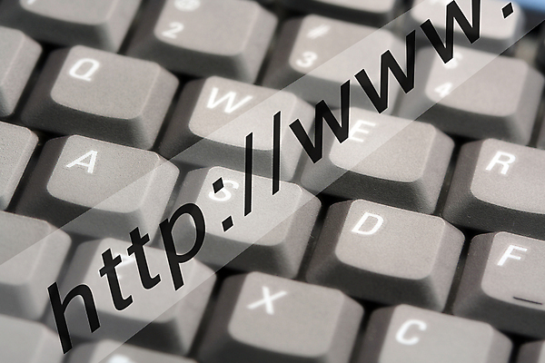 포토 JPG 해외이미지 컨셉 인터넷 비즈니스 통신 열쇠 아이디어 기술 사람없음 컴퓨터 글로벌 홈페이지 스크린 모니터 웹 키보드 그물 네트워크 연결 땅 검색 온라인 주소 다운로드 발견 전자상거래 인터넷주소 해외202004 해외포토 전자제품 파일형식 이미지허브