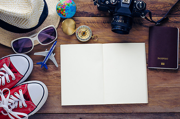 포토 JPG 해외이미지 커피 음료 여행 백그라운드 컨셉 지도 돈 인터넷 유리 탁자 호텔 모바일 휴가 설계 사람없음 목재 컵 스마트폰 핸드폰 펜 여행객 카메라 디지털 스크린 헤드폰 공책 터치 티켓 뉴스 무선전화기 준비 복고 여권 전자 예약 멀티미디어 대패 옛날 원정 해외202004 해외포토 나무 식기 음향기기 가구 재료 재질 숙소 문구용품 사람 전자제품 스마트기기 필기구 재산 전화기 파일형식 이미지허브