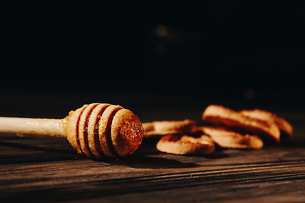 포토 JPG 해외이미지 음료 음식 빵 백그라운드 컨셉 유리 탁자 디저트 건강 사람없음 목재 여름 갈색 쌓기 바구니 초콜릿 검은색 축제 빵집 우유 흰색 도넛 차 달콤 아침식사 낟알 잼 굽기 크림 잔치 브런치 롤 토핑 버터 꿀 프랑스어 정물화 페스츄리 크레이프 레터링 스타일 해외202004 해외포토 나무 문자 계절 컬러 가구 재료 모션 재질 유제품 상점 식사 소스_음식 맛 구이 그림 파일형식 이미지허브