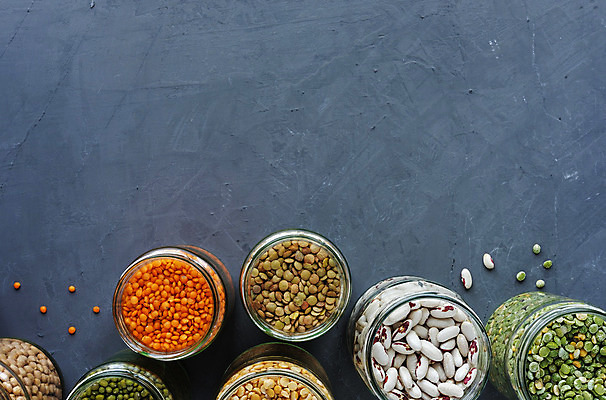 포토 JPG 해외이미지 음식 농업 다이어트 채소 재료 콩 건조 건강 종류 요리 씨앗 사람없음 여러개 회색 신선 항아리 그룹 모서리 맥박 컨테이너 수집 유기농 완두콩 날것 머리위 수납 내추럴 꼬투리 단백질 병아리콩 카피스페이스 해외202004 해외포토 식물 웰빙 산업 컬러 다수 의학 곡류 공백 도자기 영양소 파일형식 이미지허브