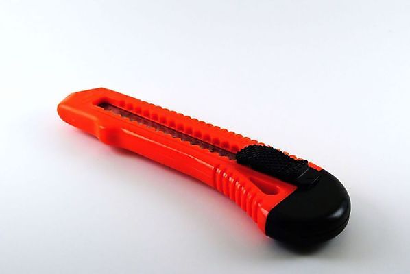 포토 JPG 해외이미지 조각 사람없음 공구 칼날 칼 자르기 목수 날카로움 점수 고립 해외202004 해외포토 직업 모션 도구 파일형식 이미지허브