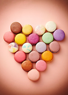 포토 JPG 스튜디오촬영 음식 배경화면 백그라운드 디저트 실내 사람없음 컬러풀 하트 달콤 마카롱 국내포토 모양 컬러 내부 맛 파일형식