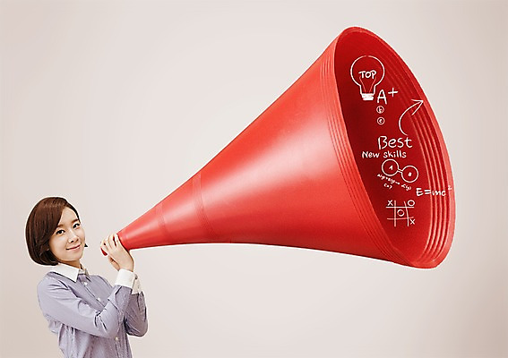 PSD 편집 편집이미지 여자 교육 화살표 과학 전구 한명 들기 사람 동양인 상반신 20대 성인 교사 확성기 한국인 알림 공식 여자만 여자한명만 성인여자만 청년만 청년여자만 성인한명만 청년여자한명만 성인여자한명만 성인만 이미지편집 직업 1 모션 인종 청년 파일형식