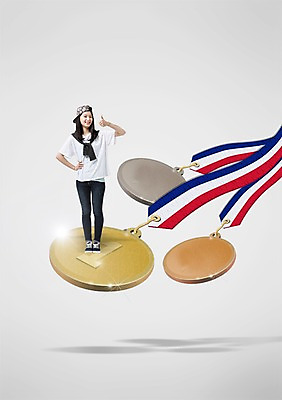 전신 PSD 편집 편집이미지 모자 1 학생 여학생 여자 교육 청소년 한명 서기 웃음 사람 동양인 손짓 10대 캐주얼 숫자 한국인 우승 최고 메달 청소년교육 성적 여자만 여자한명만 십대만 십대여자만 십대여자한명만 이미지편집 문자 잡화 옷 모션 표정 인종 상_상패 파일형식