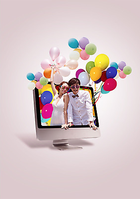 PSD 편집 편집이미지 커플 여자 남자 커플라이프 사람 동양인 이벤트 상반신 20대 성인 두명 컴퓨터 선글라스 모니터 한국인 풍선 청년만 성인만 이미지편집 라이프스타일 안경 관계 인종 청년 전자제품 파일형식