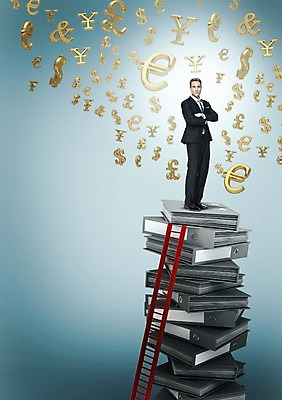 전신 PSD 서양인 외국인 백인 편집 편집이미지 기호 남자 40대 비즈니스 사다리 한명 서기 사람 정장 성인 금융 쌓기 팔짱 달러 유로 비즈니스맨 화폐기호 엔 문서 파일 파운드 앤드기호 남자만 남자한명만 성인남자만 성인한명만 성인남자한명만 중년만 중년남자만 중년남자한명만 성인만 이미지편집 문자 1 옷 중년 돈 모션 인종 경제 도구 직장인 화폐 파일형식