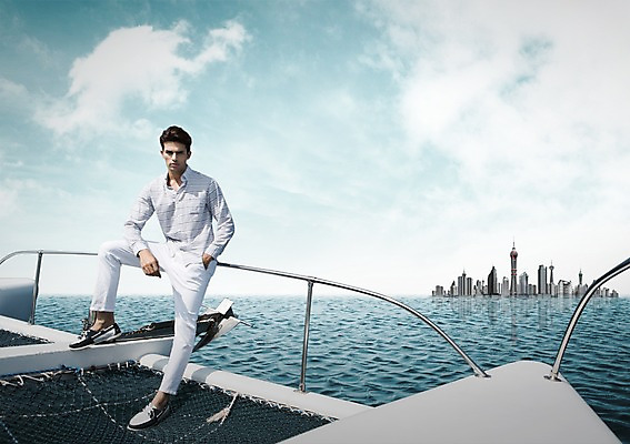 전신 PSD 서양인 외국인 구름 편집 편집이미지 남자 여유 바다 여행 요트 하늘 휴가 휴식 한명 사람 앉기 빌딩 20대 성인 라이프 배 갑판 남자만 남자한명만 성인남자만 청년만 청년남자만 청년남자한명만 성인한명만 성인남자한명만 성인만 이미지편집 자연요소 1 감정 컨셉 배_교통 과일 모션 인종 청년 건물 생활 파일형식