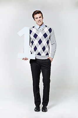 포토 JPG 스튜디오촬영 전신 서양인 외국인 백인 1 남자 비즈니스 모션 실내 한명 서기 미소 들기 사람 성인 앞모습 30대 숫자 직장인 비즈니스맨 주머니손 남자만 남자한명만 성인남자만 성인한명만 성인남자한명만 장년만 장년남자만 장년남자한명만 성인만 국내포토 직업 문자 뷰포인트 표정 인종 내부 장년 파일형식