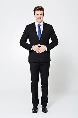 포토 JPG 스튜디오촬영 전신 서양인 외국인 백인 남자 비즈니스 모션 실내 한명 서기 미소 사람 정장 손짓 성인 앞모습 30대 예절 직장인 비즈니스맨 손모으기 남자만 남자한명만 성인남자만 성인한명만 성인남자한명만 장년만 장년남자만 장년남자한명만 성인만 국내포토 직업 1 옷 뷰포인트 표정 인종 내부 장년 파일형식