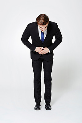 포토 JPG 스튜디오촬영 전신 서양인 외국인 백인 남자 비즈니스 모션 실내 한명 서기 사람 정장 손짓 성인 앞모습 30대 예절 인사 직장인 비즈니스맨 손모으기 배꼽인사 남자만 남자한명만 성인남자만 성인한명만 성인남자한명만 장년만 장년남자만 장년남자한명만 성인만 국내포토 직업 1 옷 뷰포인트 인종 내부 장년 파일형식