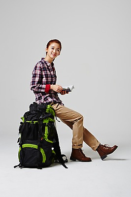 포토 JPG 스튜디오촬영 전신 라이프스타일 여자 대학생 여행 가방 배낭 모션 대학생라이프 실내 한명 미소 들기 사람 앉기 동양인 20대 성인 옆모습 캐주얼 희망 한국인 자유 가이드북 설레임 여자만 여자한명만 성인여자만 청년만 청년여자만 성인한명만 청년여자한명만 성인여자한명만 성인만 국내포토 1 학생 잡화 옷 감정 뷰포인트 컨셉 표정 인종 청년 내부 생활 파일형식