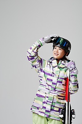 포토 JPG 스튜디오촬영 전신 계절 여자 대학생 장갑 겨울 모션 스키 겨울스포츠 고글 실내 한명 서기 사람 동양인 20대 성인 앞모습 활발 한국인 헬멧 즐거움 스키복 열정 쓴 여자만 여자한명만 성인여자만 청년만 청년여자만 성인한명만 청년여자한명만 성인여자한명만 성인만 국내포토 1 학생 잡화 옷 감정 스포츠 뷰포인트 컨셉 인종 청년 내부 보호장비 파일형식