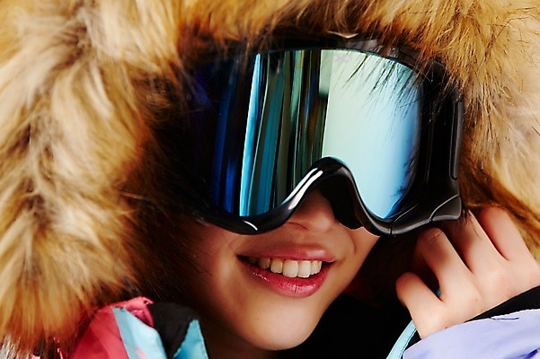 포토 JPG 스튜디오촬영 계절 여자 얼굴 대학생 겨울 모션 겨울스포츠 고글 털 실내 한명 미소 사람 동양인 20대 성인 앞모습 신체부위 활발 한국인 즐거움 스키복 열정 쓴 여자만 여자한명만 성인여자만 청년만 청년여자만 성인한명만 청년여자한명만 성인여자한명만 성인만 국내포토 1 학생 옷 감정 스포츠 뷰포인트 컨셉 스키 표정 인종 청년 내부 파일형식