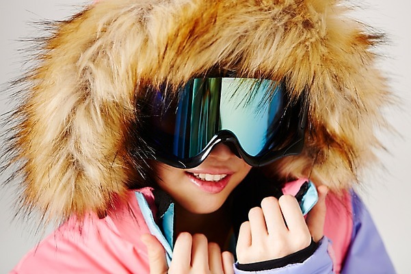 포토 JPG 스튜디오촬영 계절 여자 얼굴 대학생 겨울 모션 겨울스포츠 고글 털 실내 한명 미소 사람 동양인 20대 성인 앞모습 신체부위 활발 한국인 즐거움 스키복 열정 여자만 여자한명만 성인여자만 청년만 청년여자만 성인한명만 청년여자한명만 성인여자한명만 성인만 국내포토 1 학생 옷 감정 스포츠 뷰포인트 컨셉 스키 표정 인종 청년 내부 파일형식