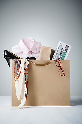 포토 JPG 스튜디오촬영 안경 구두 백그라운드 셔츠 가방 비즈니스 사람없음 상자 종이봉투 스카프 신문 오브젝트 국내포토 잡화 신발 상의 봉투 실내 간행물 목도리 뉴스 파일형식