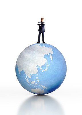 포토 JPG 스튜디오촬영 지구 백그라운드 비즈니스 사람없음 미니어처 구 비즈니스맨 원형 국내포토 도형 남자 실내 모형 직장인 파일형식