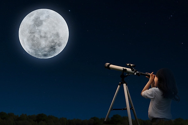 JPG 편집 편집이미지 여자 별 어린이 밤하늘 한명 사람 동양인 소녀 야외 망원경 한국인 보름달 달 관찰 야간 합성 천체망원경 디지털아트 여자만 여자한명만 어린이만 소녀만 소녀한명만 편집실사 자연요소 1 모션 하늘 인종 CG 파일형식