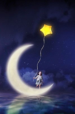 JPG 서양인 외국인 구름 편집 편집이미지 여자 별 어린이 밤하늘 한명 소녀 달리기 달 초승달 합성 풍선 디지털아트 여자만 여자한명만 어린이만 소녀만 소녀한명만 편집실사 자연요소 1 모션 하늘 사람 인종 야간 CG 파일형식