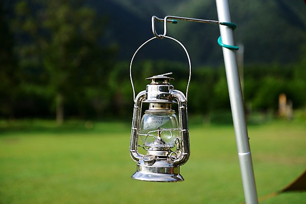 포토 JPG 주간 생활용품 조명 사람없음 야외 아웃포커스 램프 기둥 랜턴 오브젝트 국내포토 자연요소 건축 촬영기법 파일형식