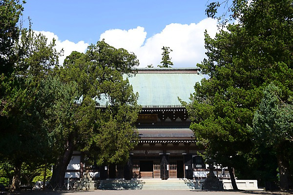 포토 JPG 주간 나무 식물 구름 전통 해외풍경 건축물 아시아 종교 고건축 일본문화 종교시설 하늘 풍경 사람없음 야외 일본 동양건축 사찰 사원 일본전통 일본건축 가마쿠라 국내포토 자연요소 동양문화 해외 건축 나라 외국문화 비즈니스 종교건축 시설 파일형식 동양