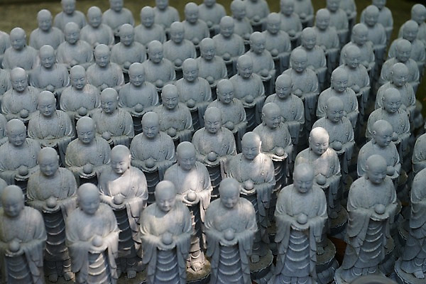 포토 JPG 주간 전통 해외풍경 종교 조각 일본문화 풍경 사람없음 야외 조각상 일본 사찰 사원 불상 부처 일본전통 가마쿠라 조각_조소 국내포토 자연요소 동양문화 해외 아시아 외국문화 불교 비즈니스 종교건축 조형물 조소 파일형식