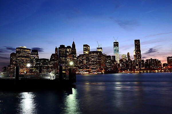 포토 JPG 구름 해외풍경 건축물 야경 하늘 아메리카 빌딩 사람없음 야외 빛 강 도시풍경 미국 일몰 도시 뉴욕 가교 브루클린 국내포토 자연요소 해외 건축 북아메리카 풍경 건물 노을 야간 대륙 파일형식 풍경_경치
