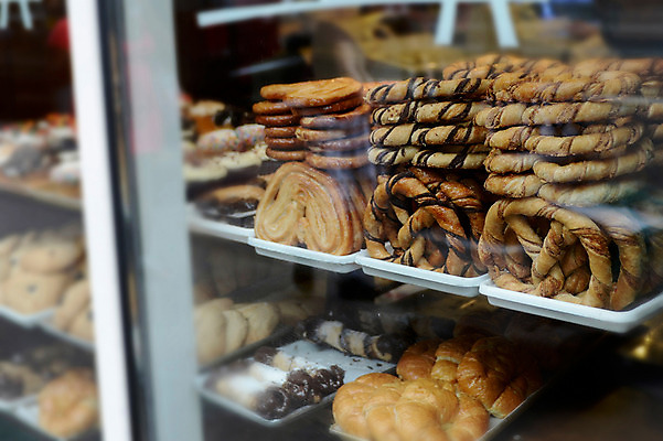 포토 해외 음식 촬영기법 풍경 상점 전시 대륙 파일형식 사람없음 빵집 JPG 빵 쇼윈도 아웃포커스 아메리카 해외풍경 일본음식 국내포토