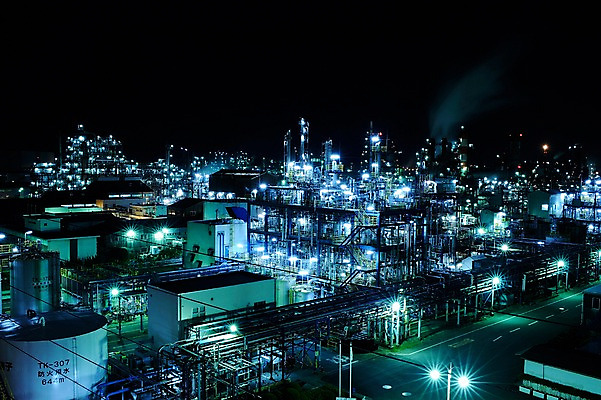 포토 JPG 건축물 산업 야경 공장 빌딩 사람없음 야외 빛 도시풍경 도시 국내포토 건축 공업 풍경 건물 야간 파일형식 풍경_경치