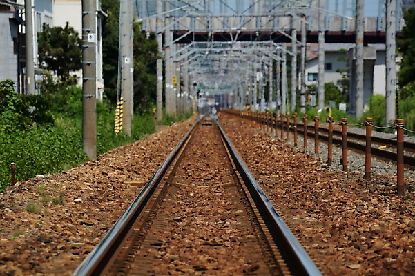 포토 JPG 주간 시설물 교통 교통시설 풍경 사람없음 야외 기찻길 원근감 철도의날 국내포토 자연요소 건축물 뷰포인트 시설 파일형식 법정기념일