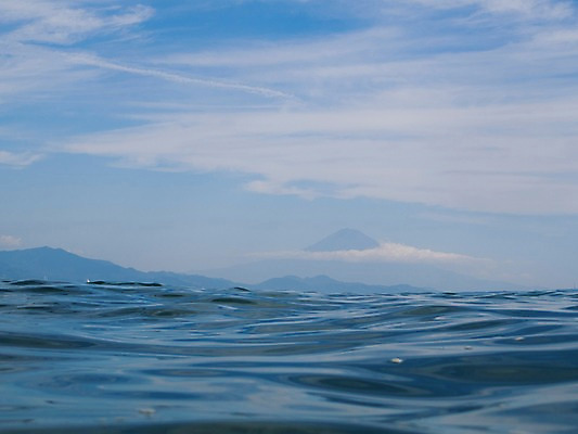 포토 JPG 주간 구름 물결 바다 자연 하늘 산 풍경 사람없음 야외 국내포토 자연요소 생태계 파일형식